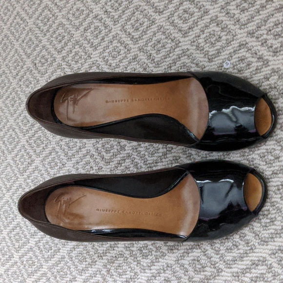 Giuseppe Zanotti leather and patent peep toe heels sz 38.5 - Picture 1 of 7